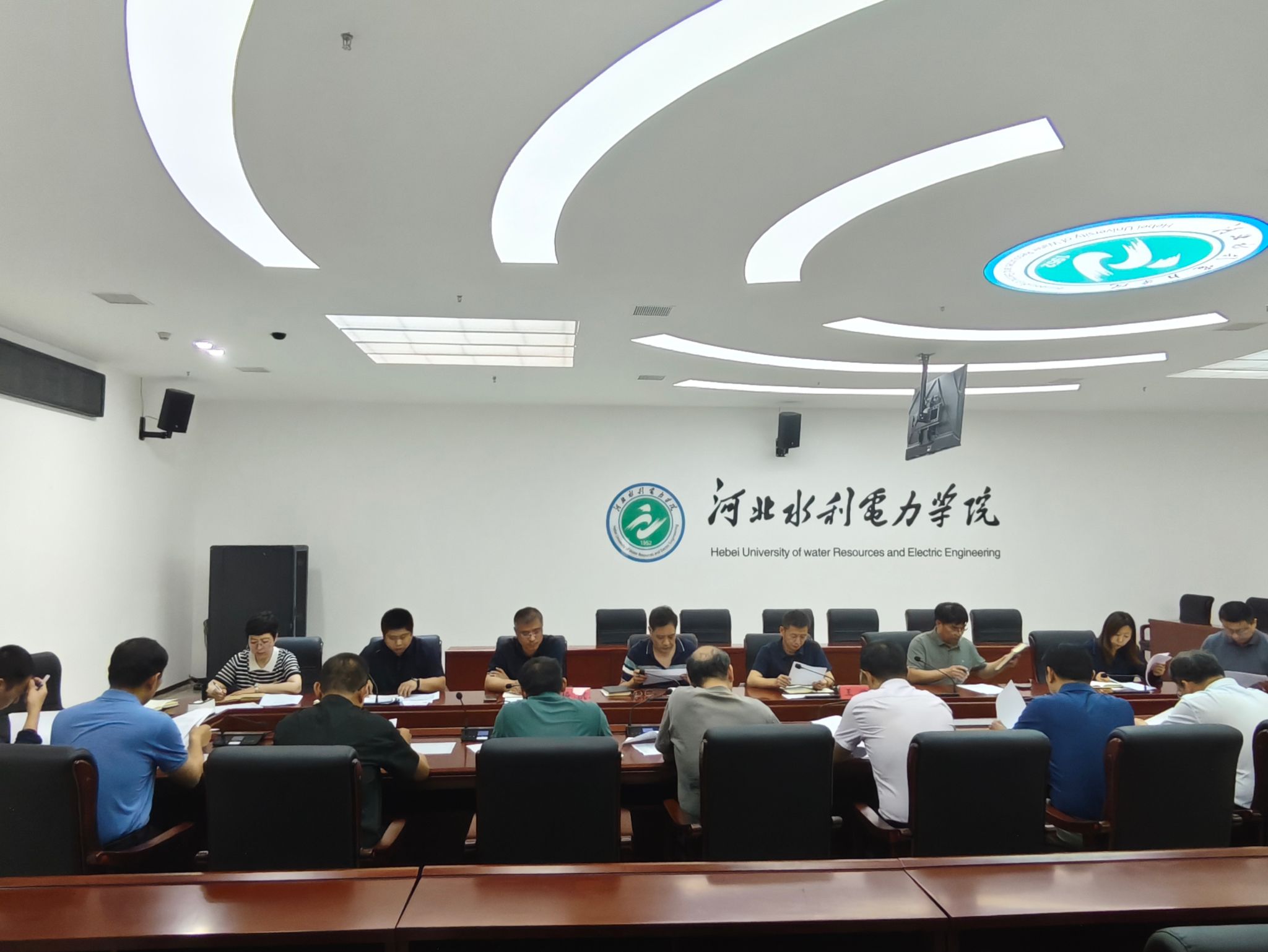 我校召开本学期第二次招生工作专题会议